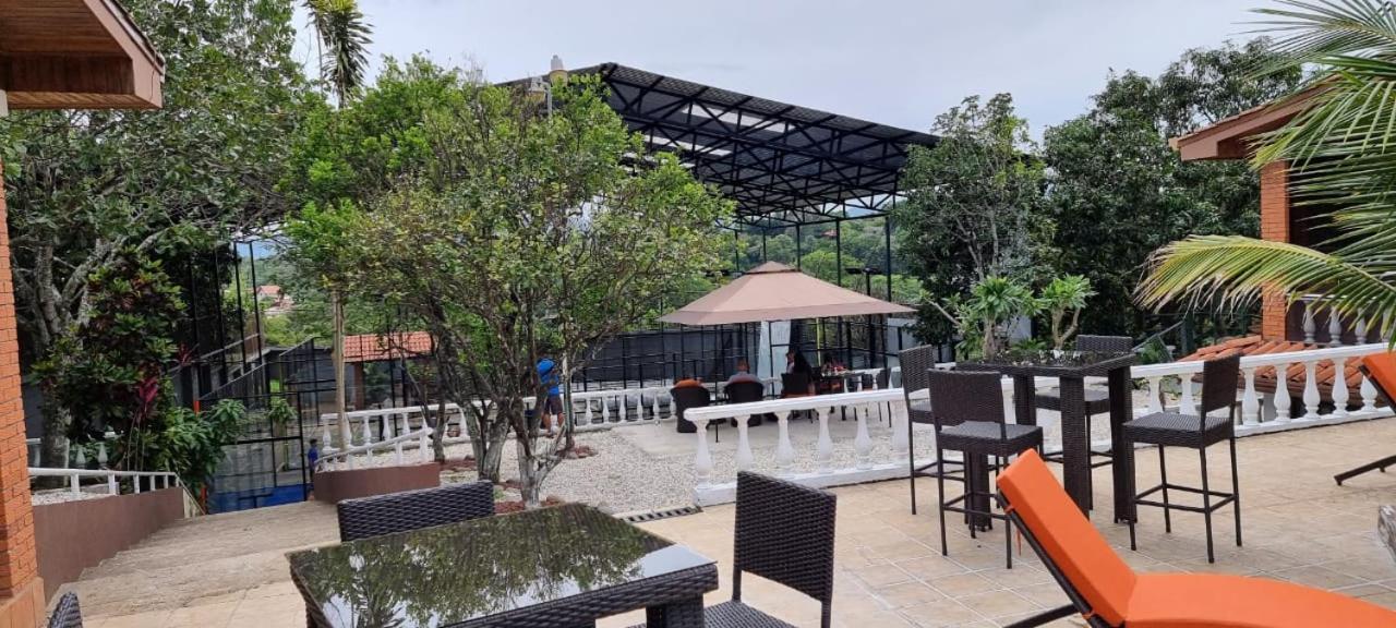 Uruka Lodge Alajuela Екстериор снимка
